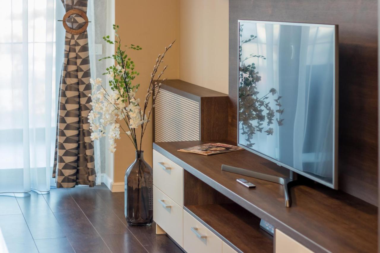 Modern Downtown Apartment Клуж-Напока Екстериор снимка