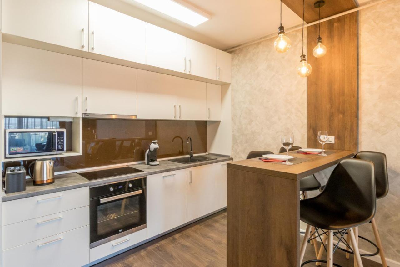 Modern Downtown Apartment Клуж-Напока Екстериор снимка