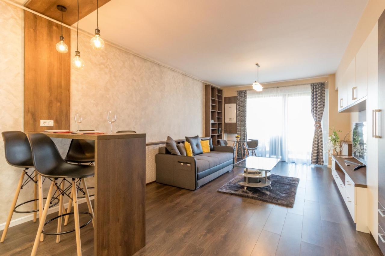 Modern Downtown Apartment Клуж-Напока Екстериор снимка